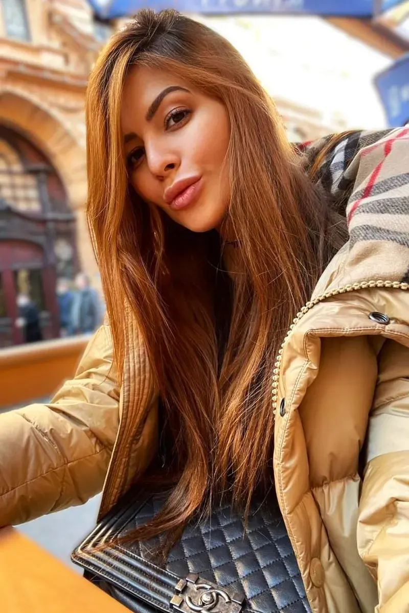 Available escort Yangra in East Putney, London, ravishing beauty and charm