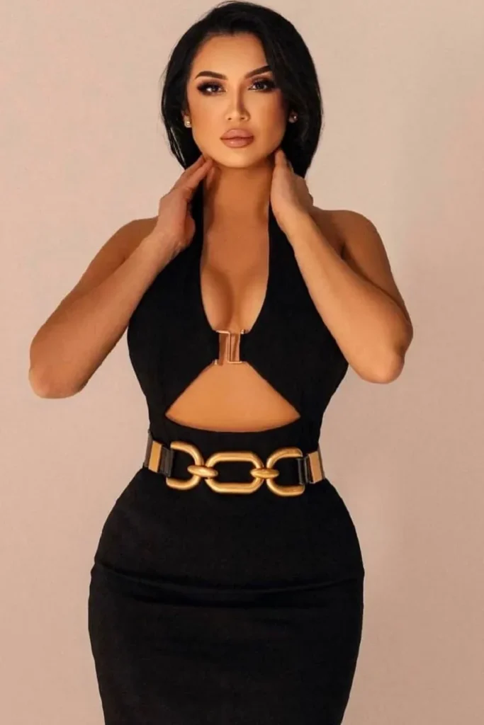 Olive – A beautiful dark-haired companion in Wandsworth