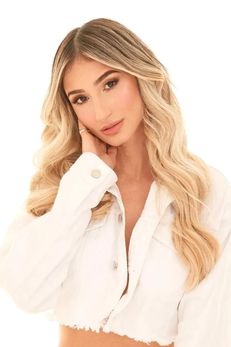 Xena captivating with her radiant smile and timeless beauty